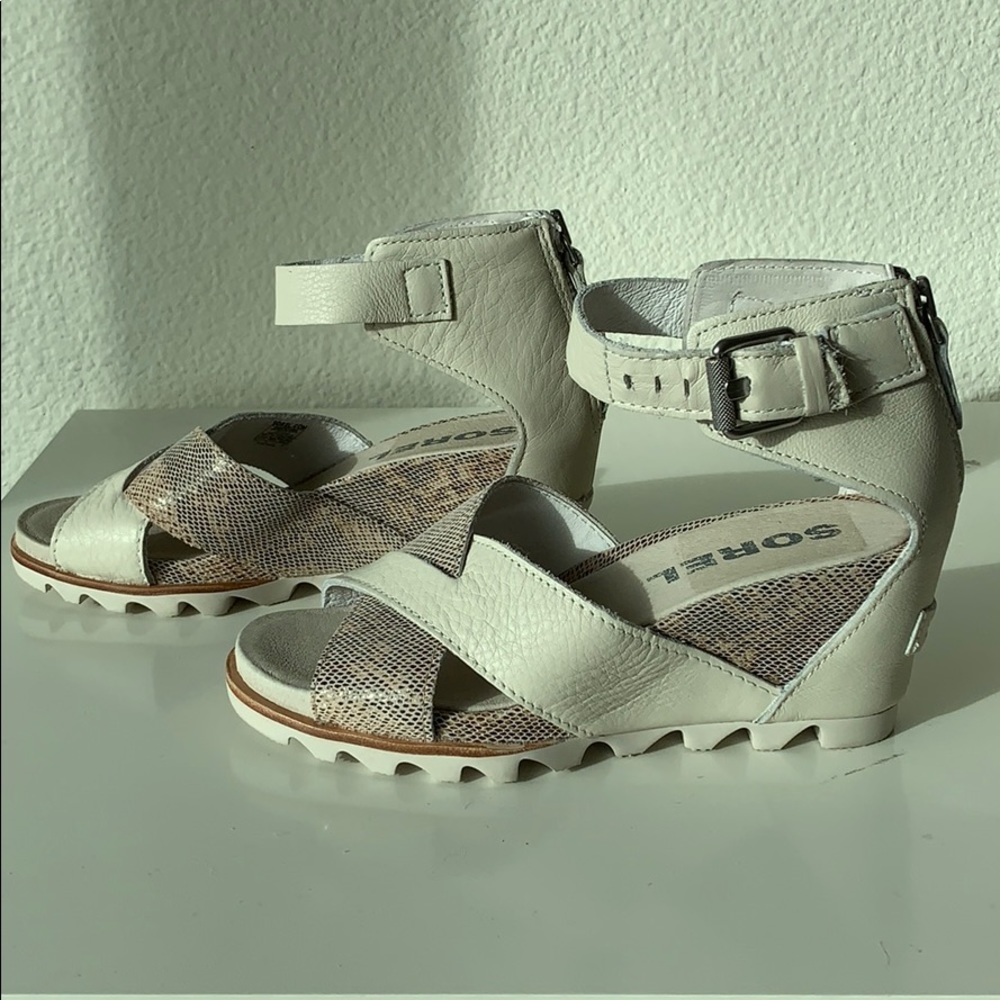 Sorel Joanie II snake leather sandals 7